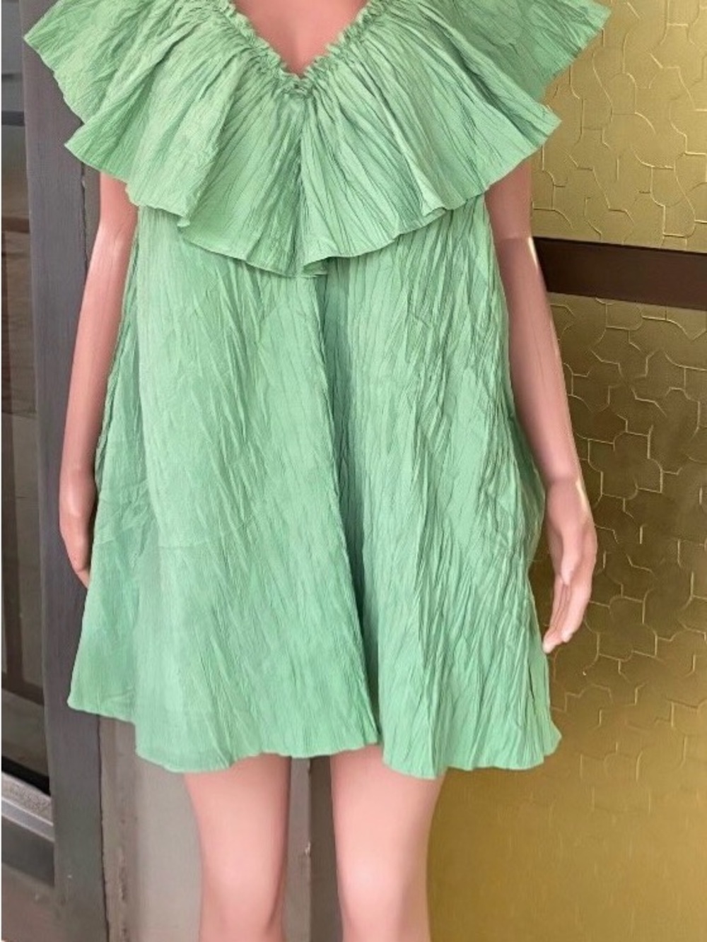 NWT ZARA sage green ruffle mini